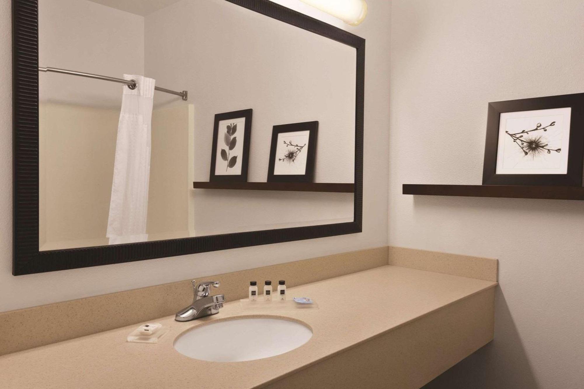 Country Inn & Suites By Radisson, Bryant Little Rock , Ar Zewnętrze zdjęcie
